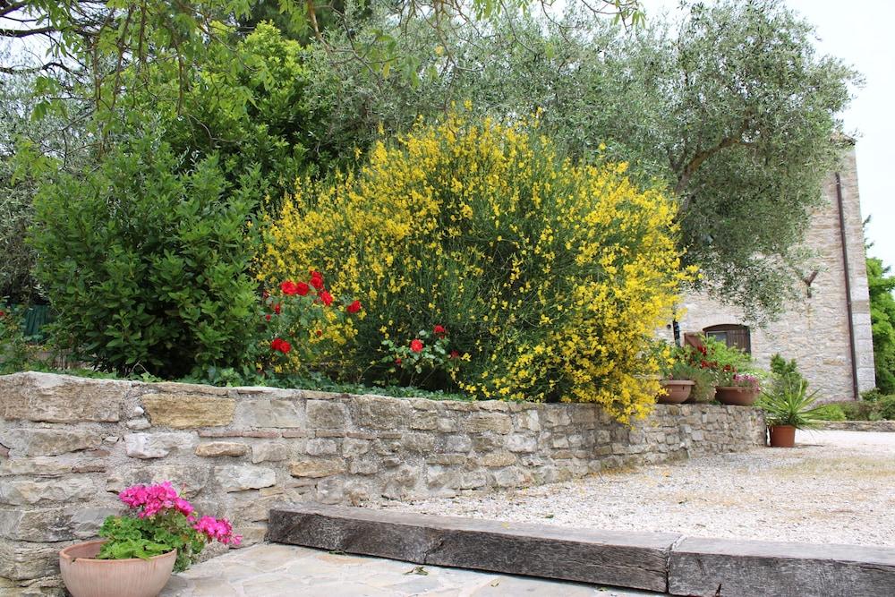 Agriturismo Sant'Agata Piana Degli Albanesi Exterior foto